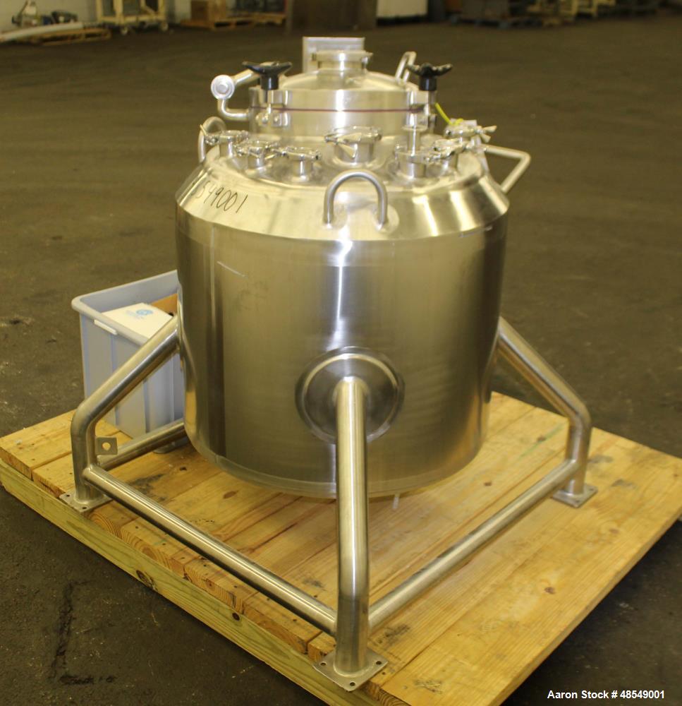 Used Lee Industries Pressure Tank, 31.7 Gallon (120 Liter), Model 120LSS, 316L