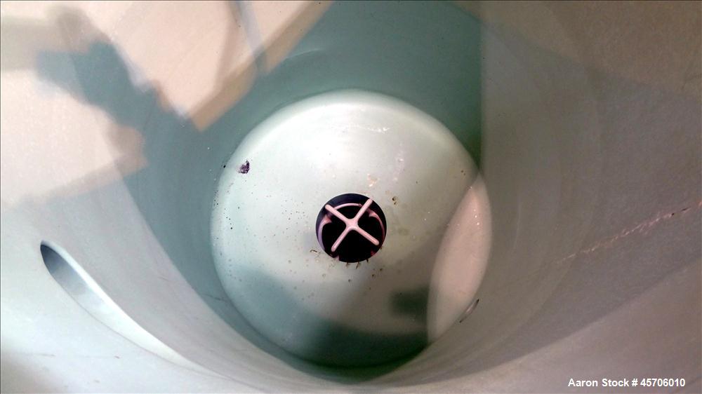 Used Lee Industries Teflon Lined Pressure Tank, 144 Gallon, Model 144DBT, 316 Stainless Steel, Vertical. 30" Diameter x 44" straight side, dished bolt top, dished bottom. Internal rated Full Vacuum/1...