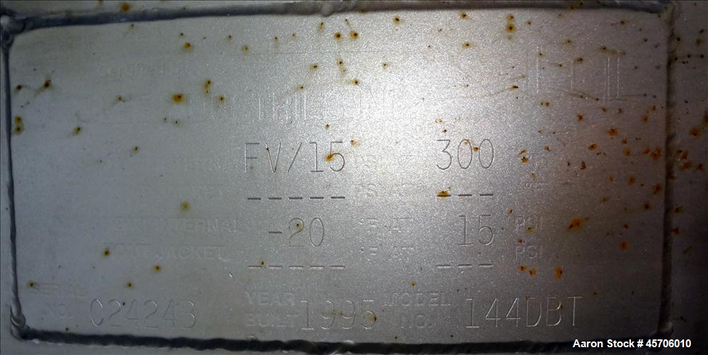 Used Lee Industries Teflon Lined Pressure Tank, 144 Gallon, Model 144DBT, 316 Stainless Steel, Vertical. 30" Diameter x 44" straight side, dished bolt top, dished bottom. Internal rated Full Vacuum/1...