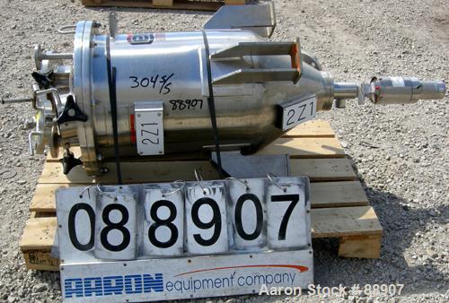 USED: Lee tank, 25 gallon, 304 stainless steel, vertical. 18" diameter x 22" straight side x 12" cone. Dish bolt on top. Off center Lightnin agitator, model V5C18N. 1" diameter 2 piece shaft with a 3...