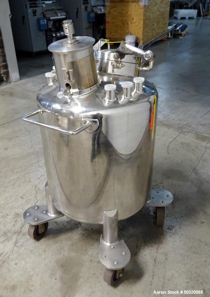 Used- Lee Industries Pressure Mix Tank, 200 Liter, Model 200 LDBT