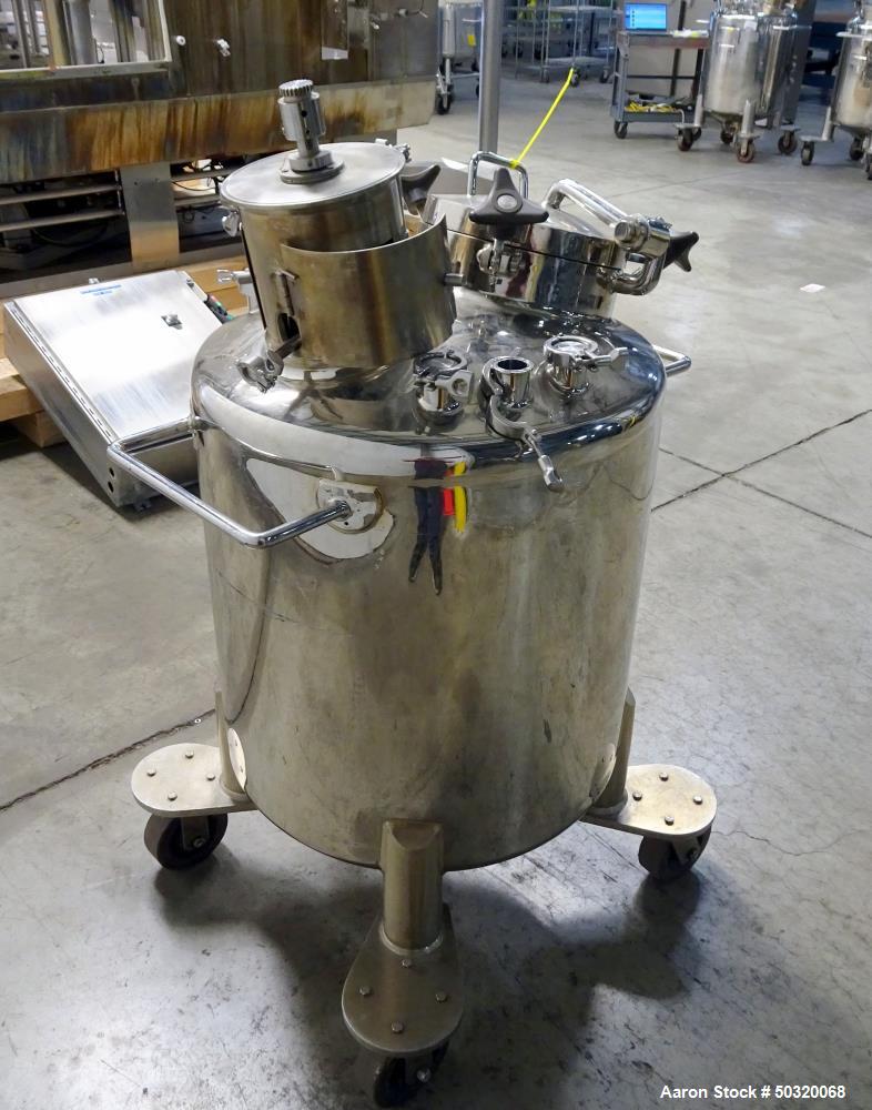 Used- Lee Industries Pressure Mix Tank, 200 Liter, Model 200 LDBT