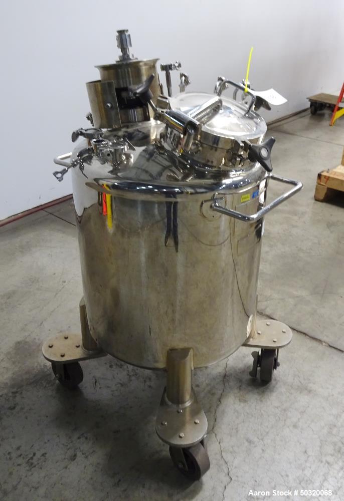 Used- Lee Industries Pressure Mix Tank, 200 Liter, Model 200 LDBT