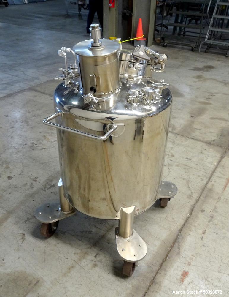 Used- Lee Industries Pressure Mix Tank, 200 Liter, Model 200 LDBT