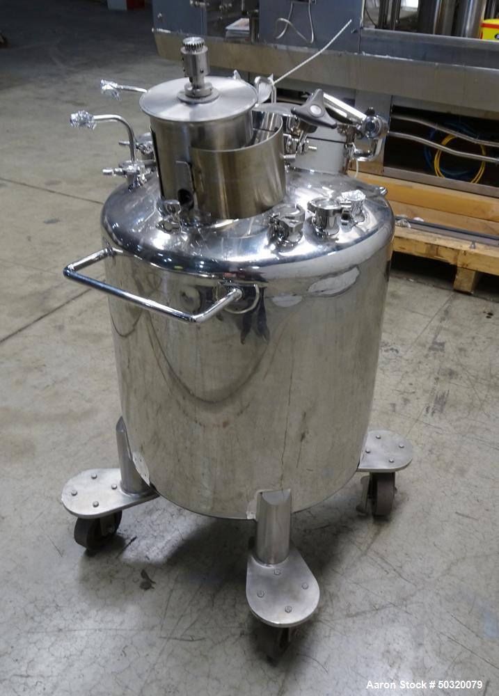 Used- Lee Industries Pressure Mix Tank, 200 Liter, Model 200 LDBT