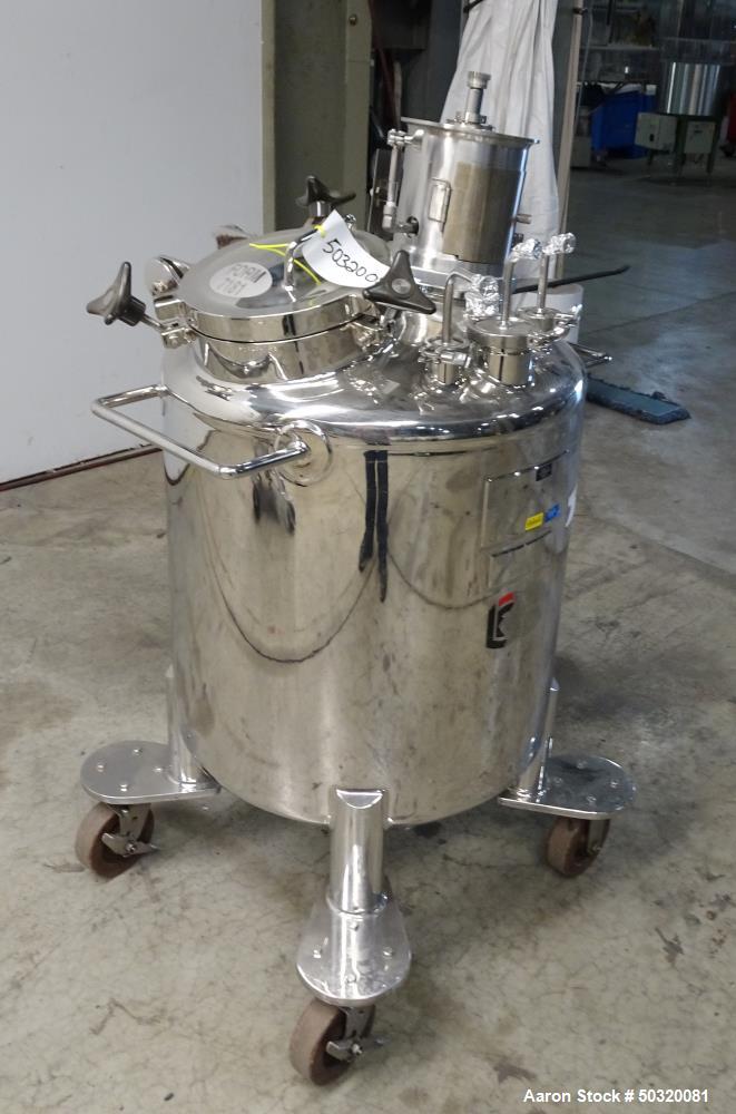 Used Vertical, Industrial Pressure Mix Tank, 200 Liter, Manufactured by Lee Industries Model 200 LDBT