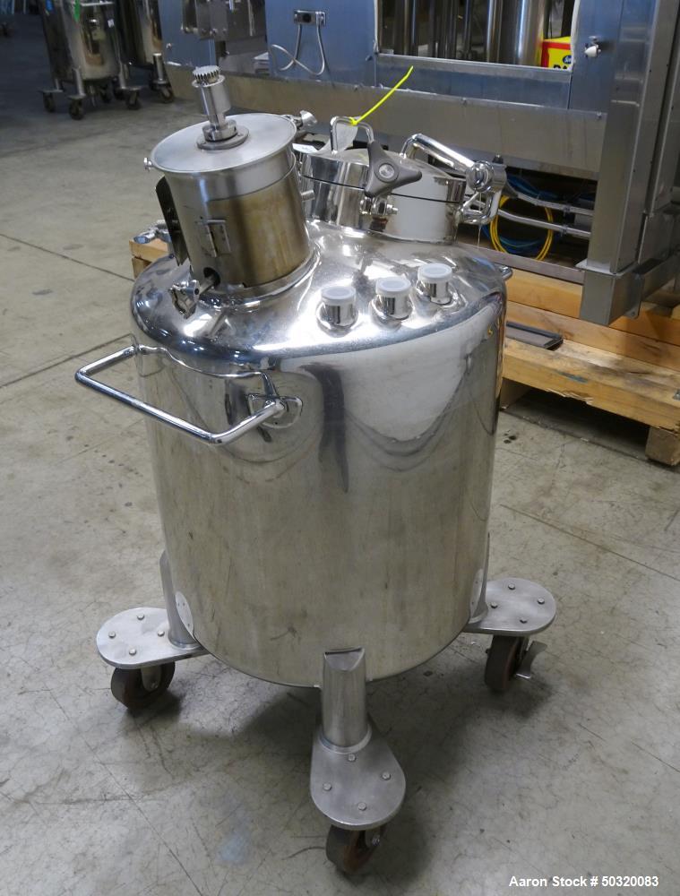 Used- Lee Industries Pressure Mix Tank, 200 Liter, Model 200 LDBT