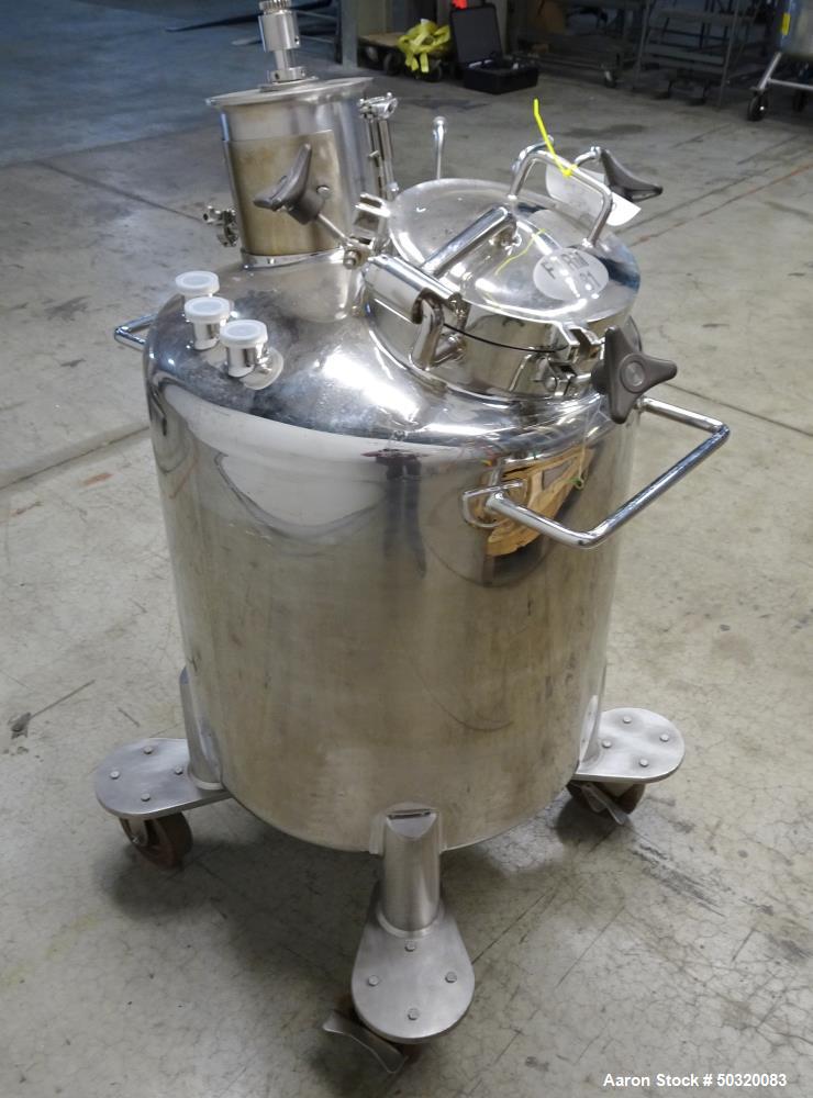 Used- Lee Industries Pressure Mix Tank, 200 Liter, Model 200 LDBT