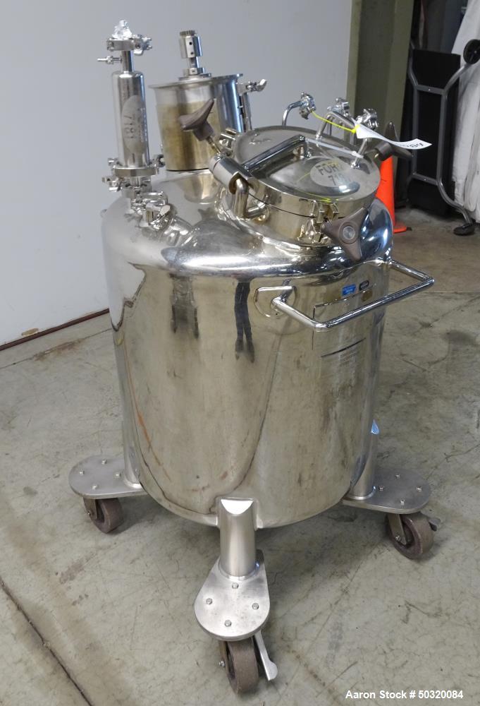 Used- Lee Industries Pressure Mix Tank, 200 Liter, Model 200 LDBT