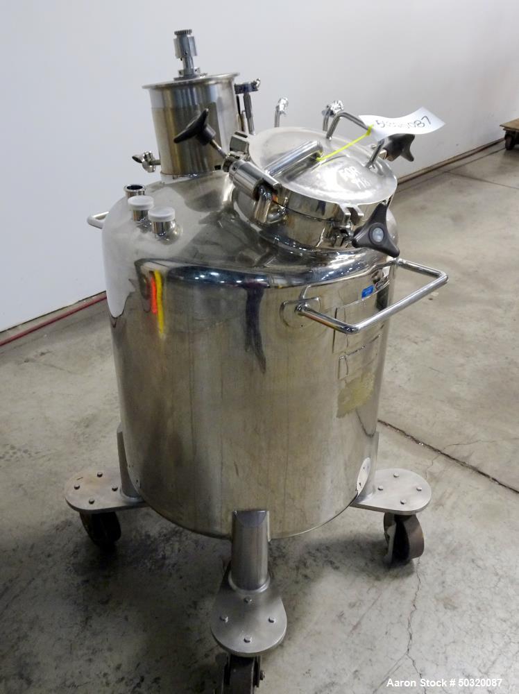 Used- Lee Industries Pressure Mix Tank, 200 Liter, Model 200 LDBT