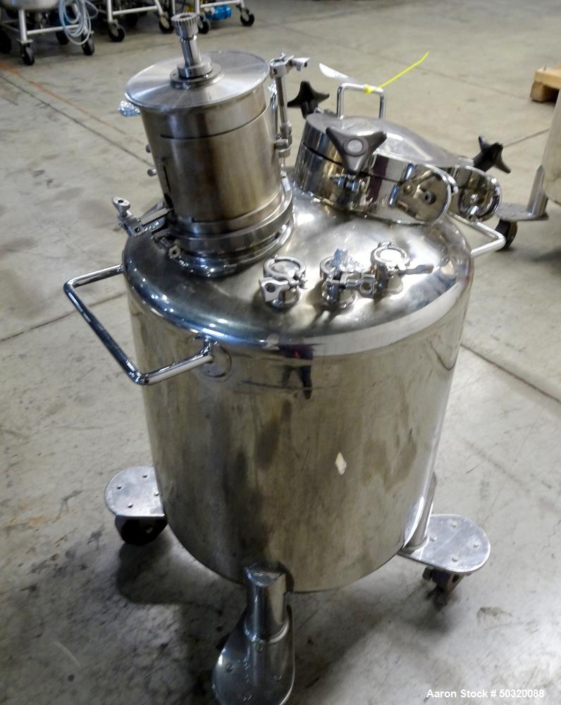 Used- Lee Industries Pressure Mix Tank, 200 Liter, Model 200 LDBT