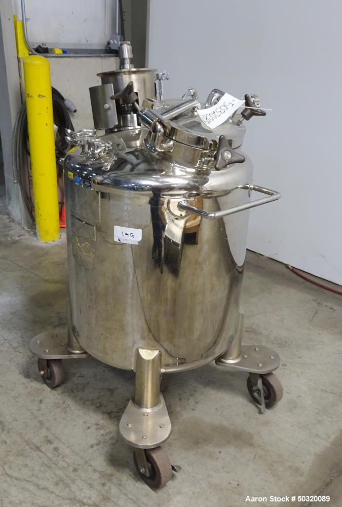 Used- Lee Industries Pressure Mix Tank, 200 Liter, Model 200 LDBT