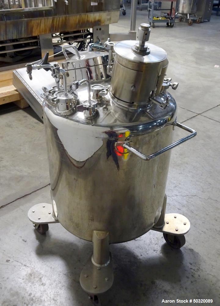 Used- Lee Industries Pressure Mix Tank, 200 Liter, Model 200 LDBT