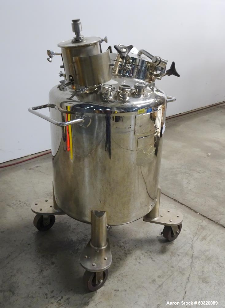 Used- Lee Industries Pressure Mix Tank, 200 Liter, Model 200 LDBT