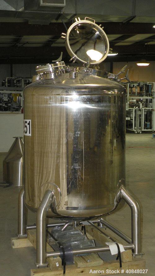 Used- Lee Industries Polished Pressure Tank, Model 250DBT, 250 gallon, 316 stainless steel, vertical. 40" diameter x 42" str...