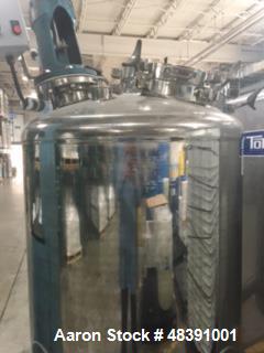 Used Lee Industries Polished Pressure Tank, Model 250DBT. 250 gallon, 316 stainless steel, vertical. 40" diameter x 42" straight side, dished top and bottom. Internal designed for vacuum service and ...
