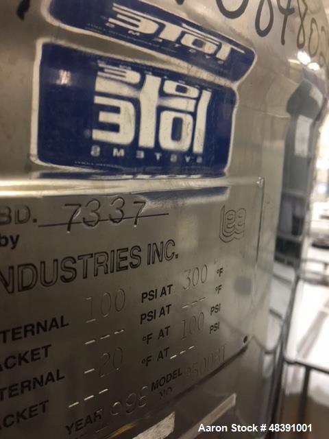 Used Lee Industries Polished Pressure Tank, Model 250DBT. 250 gallon, 316 stainless steel, vertical. 40" diameter x 42" straight side, dished top and bottom. Internal designed for vacuum service and ...
