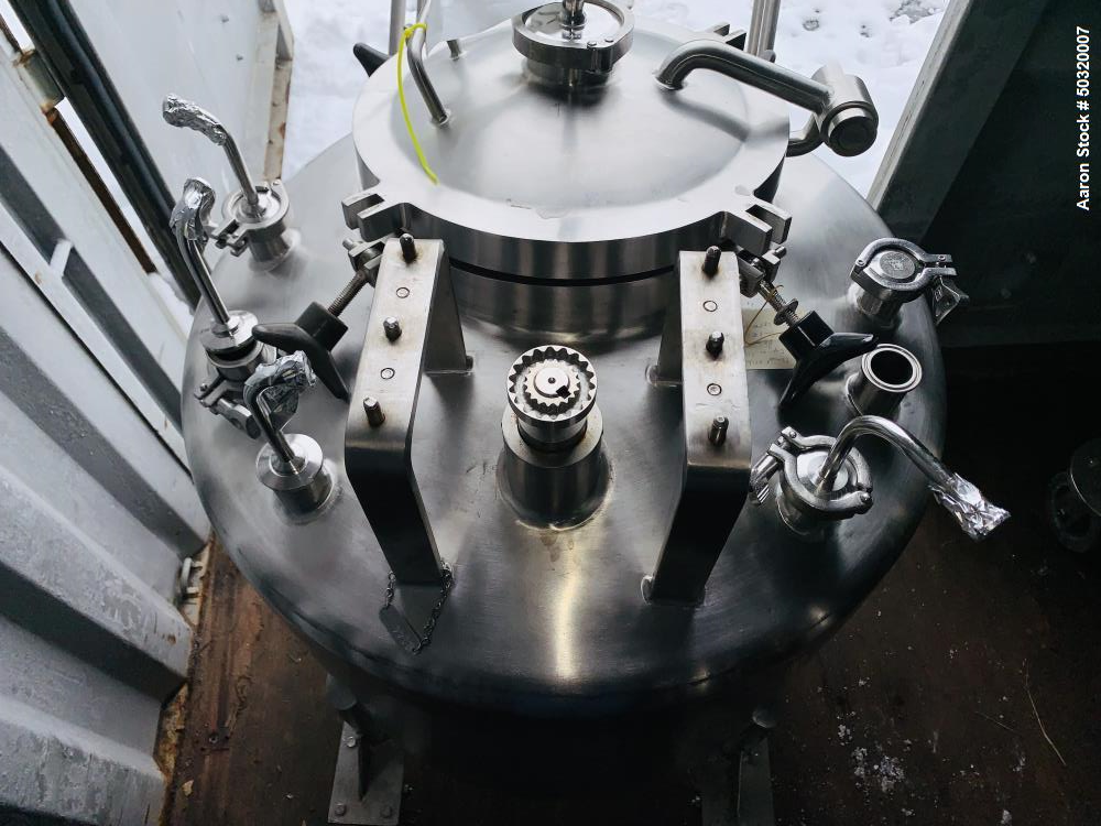 Used- Lee Industries Pressure Mix Tank, 250 Liter