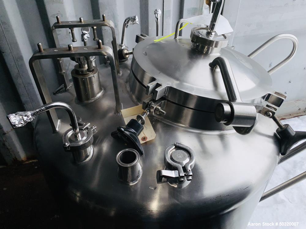 Used Lee Industries Pressure Mix Tank, 250 Liter