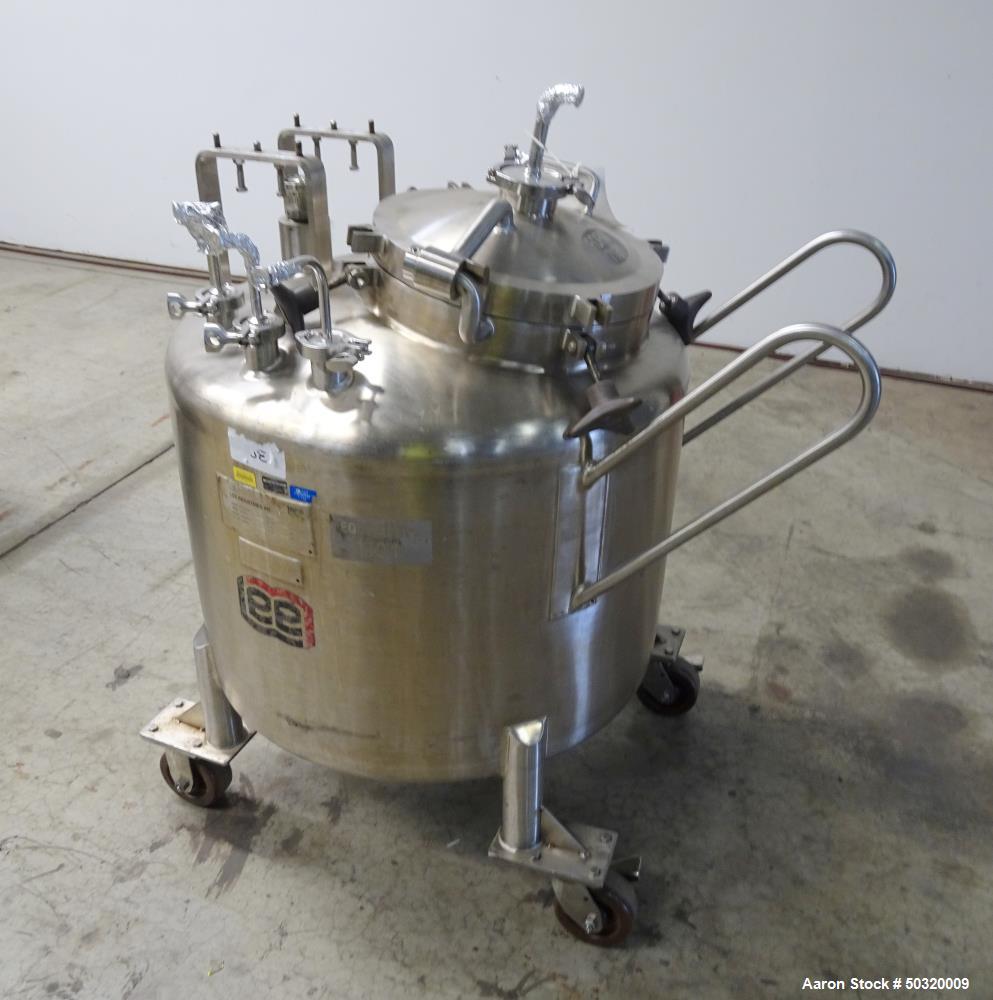 Used- Lee Industries Pressure Mix Tank, 250 Liter, Model 250 LDBT