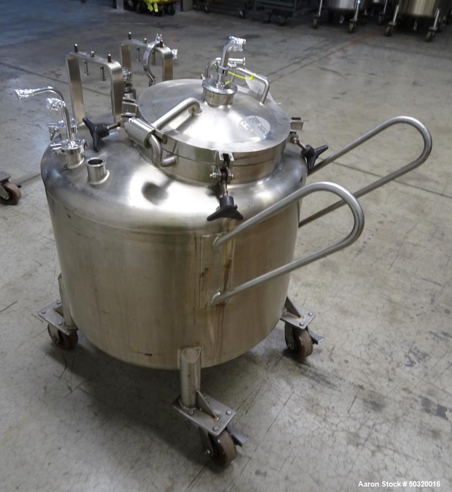 Used- Lee Industries Pressure Mix Tank, 250 Liter, Model 250 LDBT