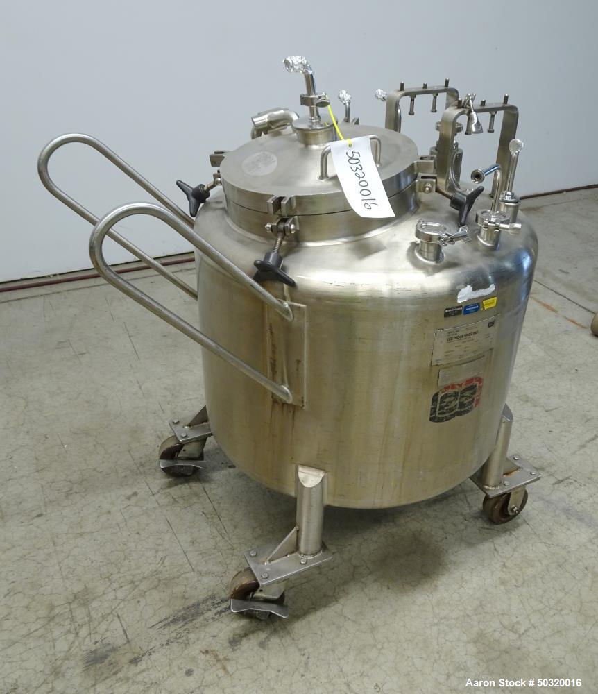 Used Lee Industries Pressure Mix Tank, 250 Liter, Model 250 LDBT