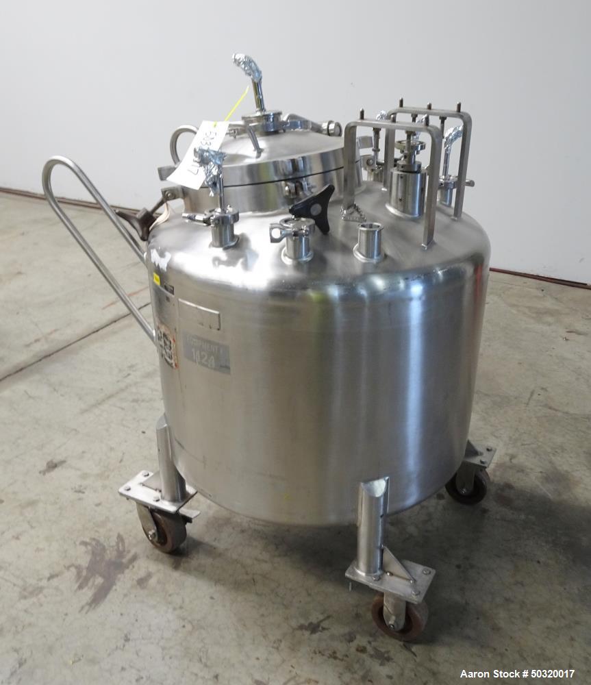 Used- Lee Industries Pressure Mix Tank, 250 Liter, Model 250 LDBT