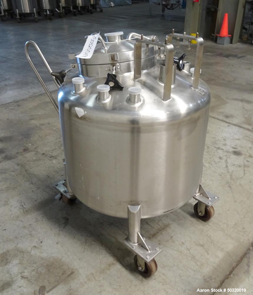 Used- Lee Industries Pressure Mix Tank, 250 Liter, Model 250 LDBT