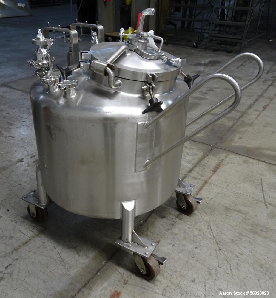 Used- Lee Industries Pressure Mix Tank, 250 Liter, Model 250 LDBT