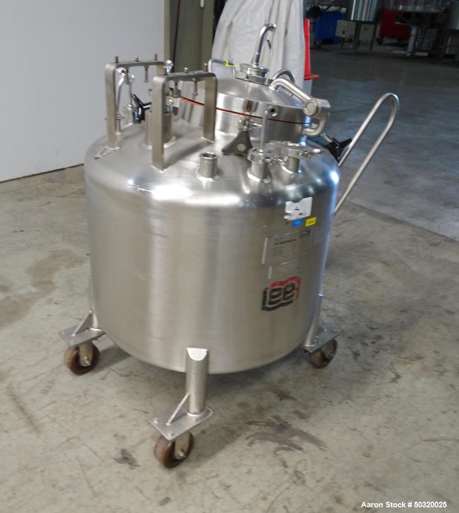 Used- Lee Industries Pressure Mix Tank, 250 Liter, Model 250 LDBT