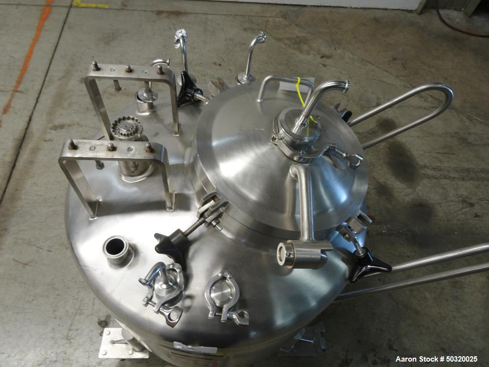 Used Lee Industries Pressure Mix Tank, 250 Liter, Model 250 LDBT