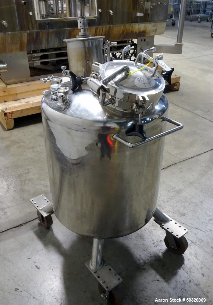 Used Lee Industries, Vertical Mix Tank 316L Stainless Steel, 250 Liter Capacity