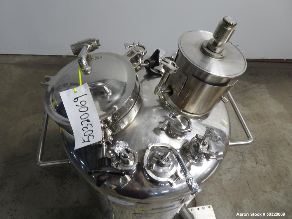 Used Lee Industries, Vertical Mix Tank 316L Stainless Steel, 250 Liter Capacity