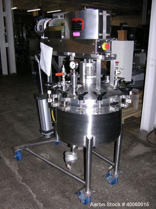 Used- Lee Double Motion Vacuum Receiver, 25 Gallon, Model 25SS9MT, Stainless Steel. Rated 75 psi /full vacuum @ 300 F, doubl...