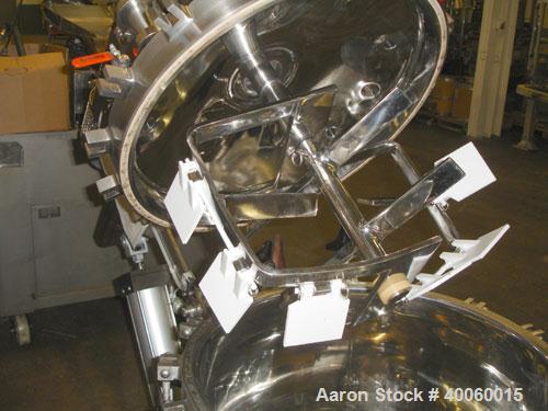 Used Lee Double Motion Vacuum Receiver, 25 Gallon, Model 25SS9MT, Stainless Steel. Rated 75 psi /full vacuum @ 300 F, double motion agitator with side wall scrape and inner opposing paddles, 1.4 hp a...