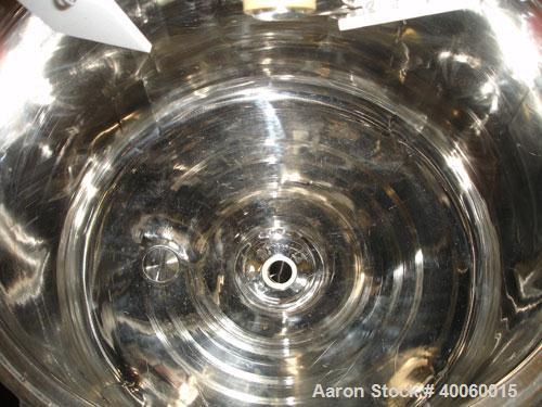 Used Lee Double Motion Vacuum Receiver, 25 Gallon, Model 25SS9MT, Stainless Steel. Rated 75 psi /full vacuum @ 300 F, double motion agitator with side wall scrape and inner opposing paddles, 1.4 hp a...