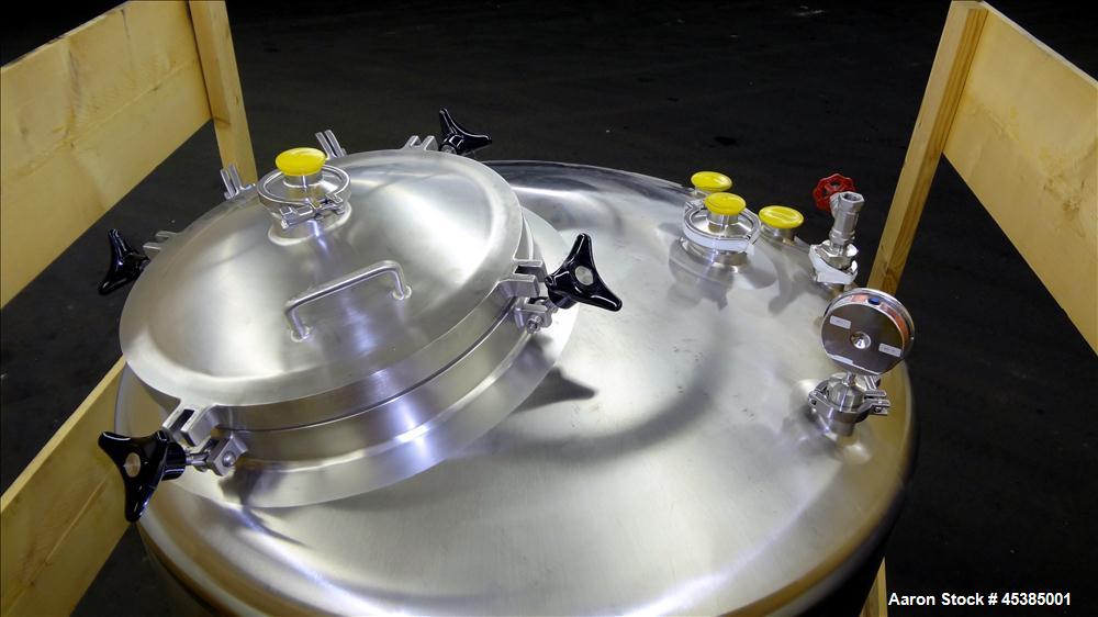Used 300 Gallon Stainless Steel Lee Industries Pressure Tank, Model 300CBT