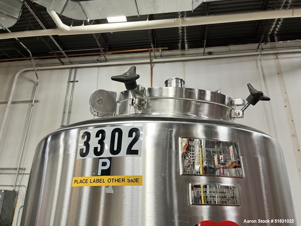 Used Lee Industries 300 Gallon Tank, Model 300DBT, 316L Stainless Steel, Vertical. Approximate 44" diameter x 42" straight side. Dished top and bottom. Internal rated for 15psi / FV Internal at -20 t...