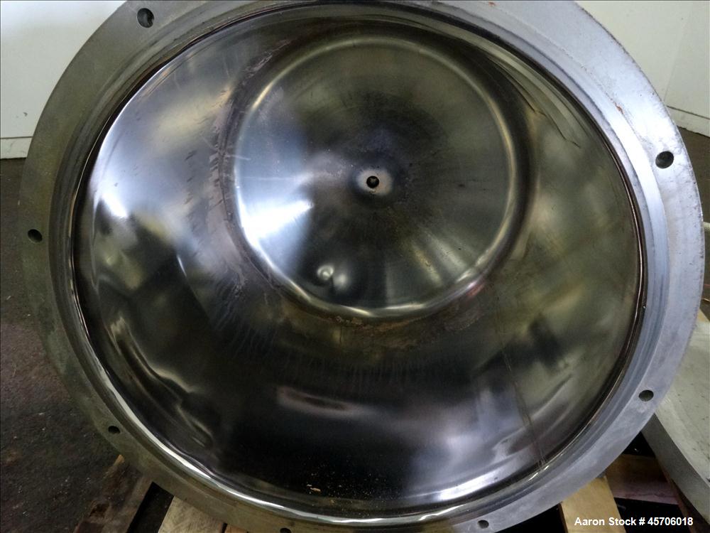 Used Lee Industries Pressure Tank, 45 Gallon, Model 45DBT, 316 Stainless Steel, Vertical. Approximate 24" diameter x 18" straight side, slight dished bolt on top, dish bottom. Internal rated 30 psi a...