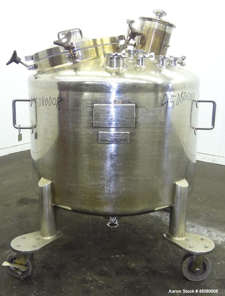 Used Lee Industries Pressure Tank, 500 Liter (132 Gallon), Model 500L DBT, 316L Stainless Steel, Vertical. 40" Diameter x 24" straight side, dished top and bottom. Internal designed for vacuum servic...