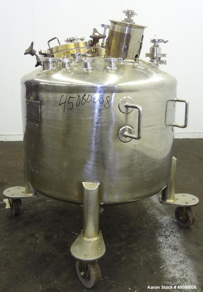 Used Lee Industries Pressure Tank, 500 Liter (132 Gallon), Model 500L DBT, 316L Stainless Steel, Vertical. 40" Diameter x 24" straight side, dished top and bottom. Internal designed for vacuum servic...
