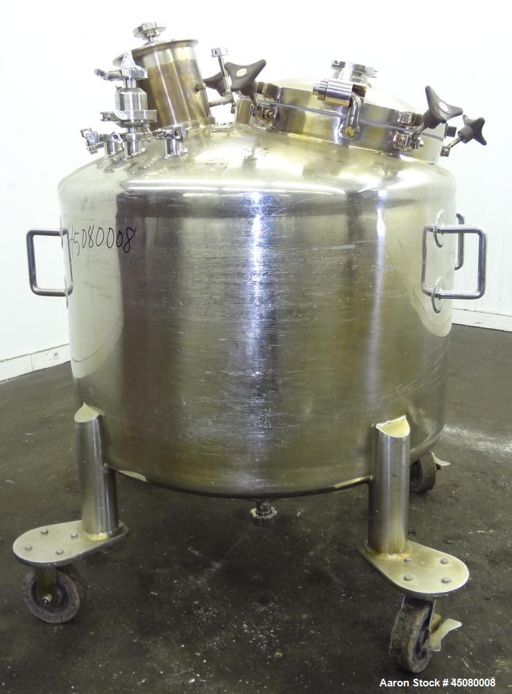 Used Lee Industries Pressure Tank, 500 Liter (132 Gallon), Model 500L DBT, 316L Stainless Steel, Vertical. 40" Diameter x 24" straight side, dished top and bottom. Internal designed for vacuum servic...