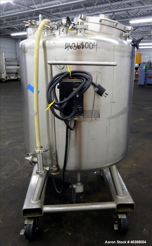 Used Lee Industries Pressure Tank, 132 Gallons (500 Liters), Model 500LDBT, 316L Stainless Steel, Vertical. 36" Diameter x 32" straight side, dished top and bottom. Internal rated 15 psi at -20 to 25...