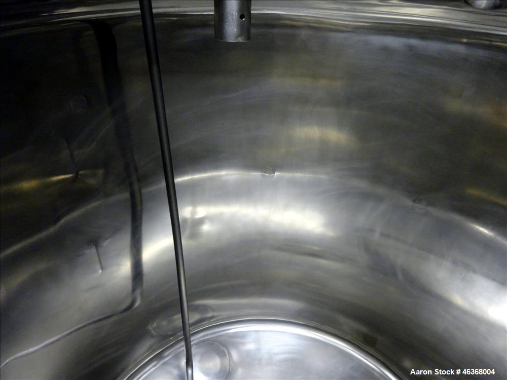 Used Lee Industries Pressure Tank, 132 Gallons (500 Liters), Model 500LDBT, 316L Stainless Steel, Vertical. 36" Diameter x 32" straight side, dished top and bottom. Internal rated 15 psi at -20 to 25...
