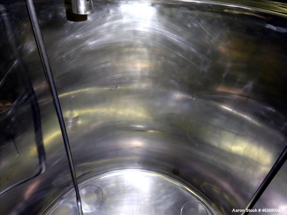 Used Lee Industries Pressure Tank, 132 Gallons (500 Liters), Model 500LDBT, 316L Stainless Steel, Vertical. 36" Diameter x 32" straight side, dished top and bottom. Internal rated 15 psi at -20 to 25...