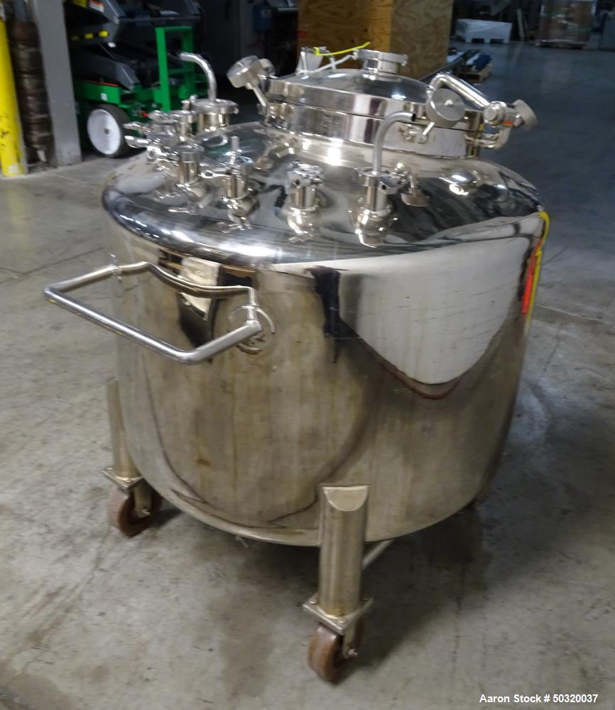 Used- Lee Industries Pressure Mix Tank, 500 Liter, Model 500 LDBT