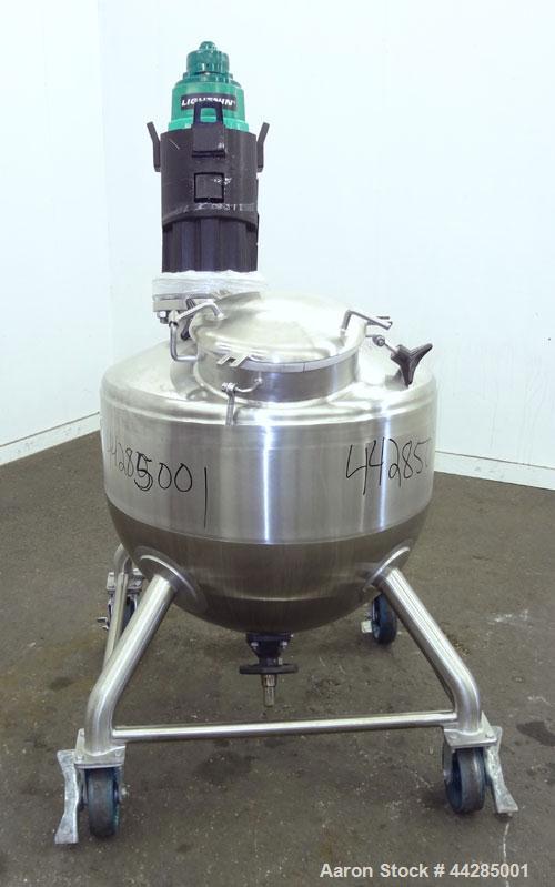 Used Lee Industries Tank,  50 Gallon, Model 50A, 316 Stainless Steel, Vertical. Approximate 30” diameter x 27” deep. Dished top, hemispherical bottom. Off center Lightning Vektor air operated agitato...