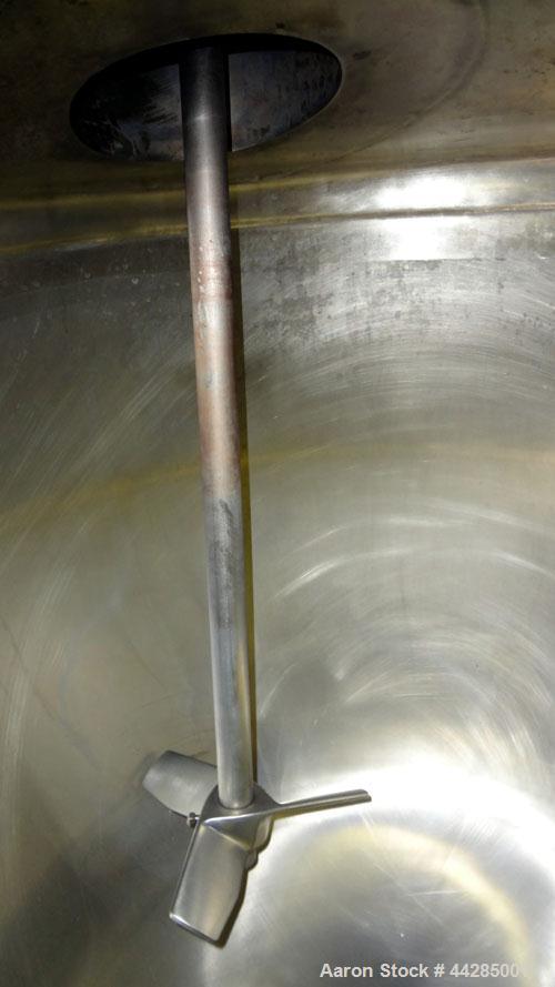 Used Lee Industries Tank,  50 Gallon, Model 50A, 316 Stainless Steel, Vertical. Approximate 30” diameter x 27” deep. Dished top, hemispherical bottom. Off center Lightning Vektor air operated agitato...