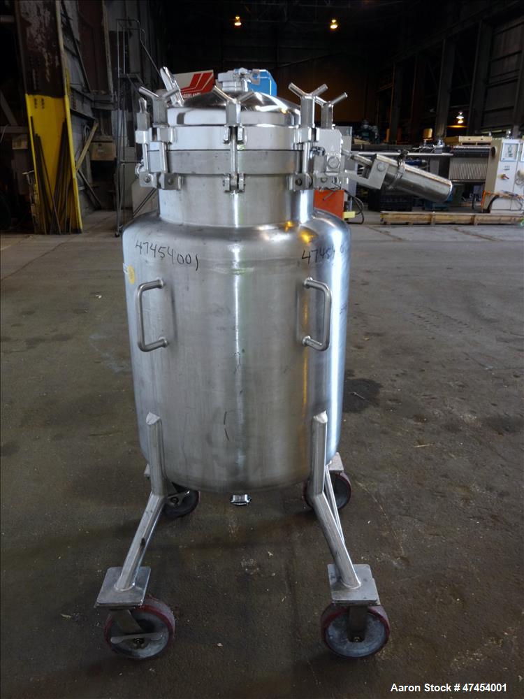 Used Lee Industries Pressure Tank, Model 55 DBT, Approximate 55 Gallons, 316 St