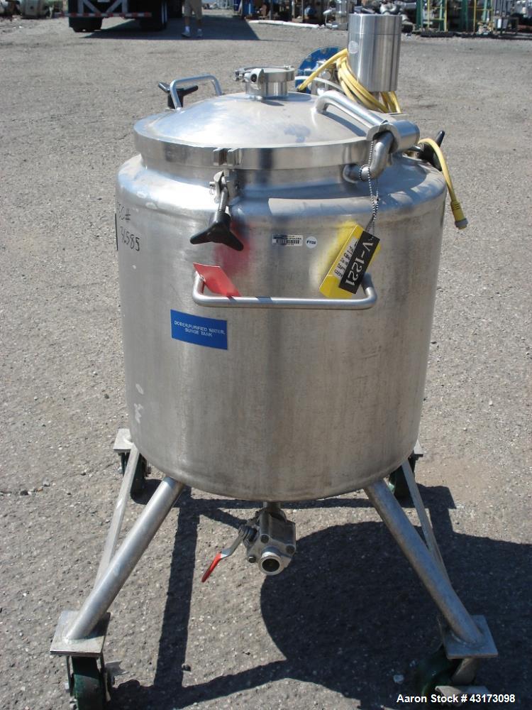 Used 200 Liter Lee tank, 26" diameter x 20" straight side, dish top and bottom, 1.5" bottom opening, 18" top opening, serial # B3429-A, Built 1988